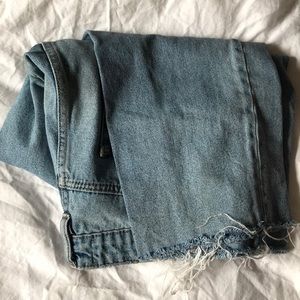 Zara Distressed Cutoff Jeans